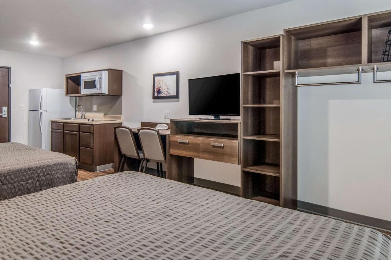 Hotel Woodspring North Ft Worth Alliance Tx Speedway *